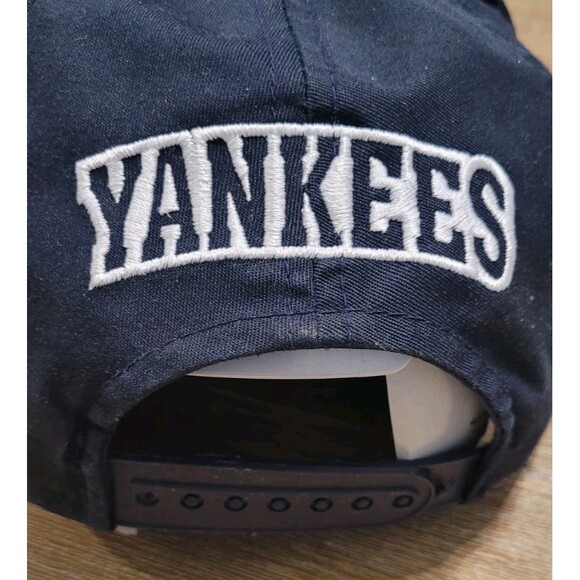 Vintage New York Yankees Baseball Hat MLB ANNCO Snapback Cap Big Logo On Back - Picture 4 of 7